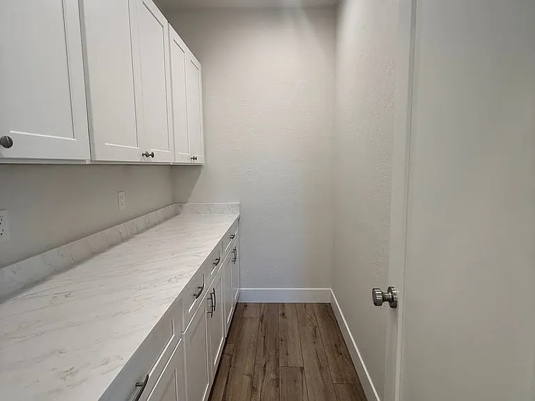 3145 Monaco Ct — Photo 6