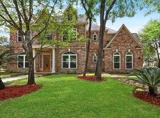 2 English Glade Ct, Spring, TX 77381