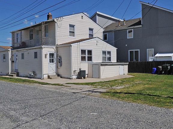 Rear view - Parking area