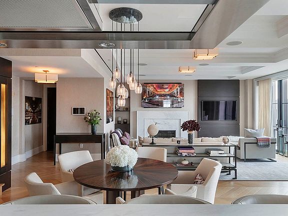 3rd image of 212 W 18th St #Penthouse 8