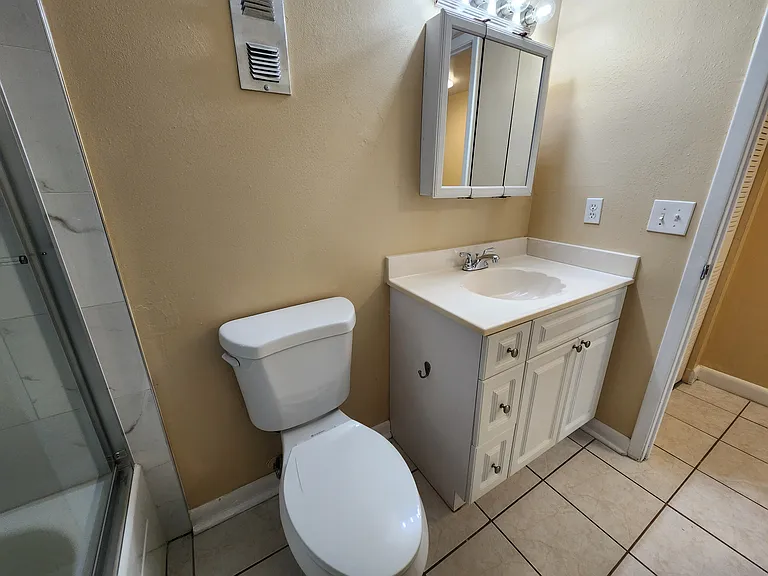 5820 N Church Ave #311 — Photo 16
