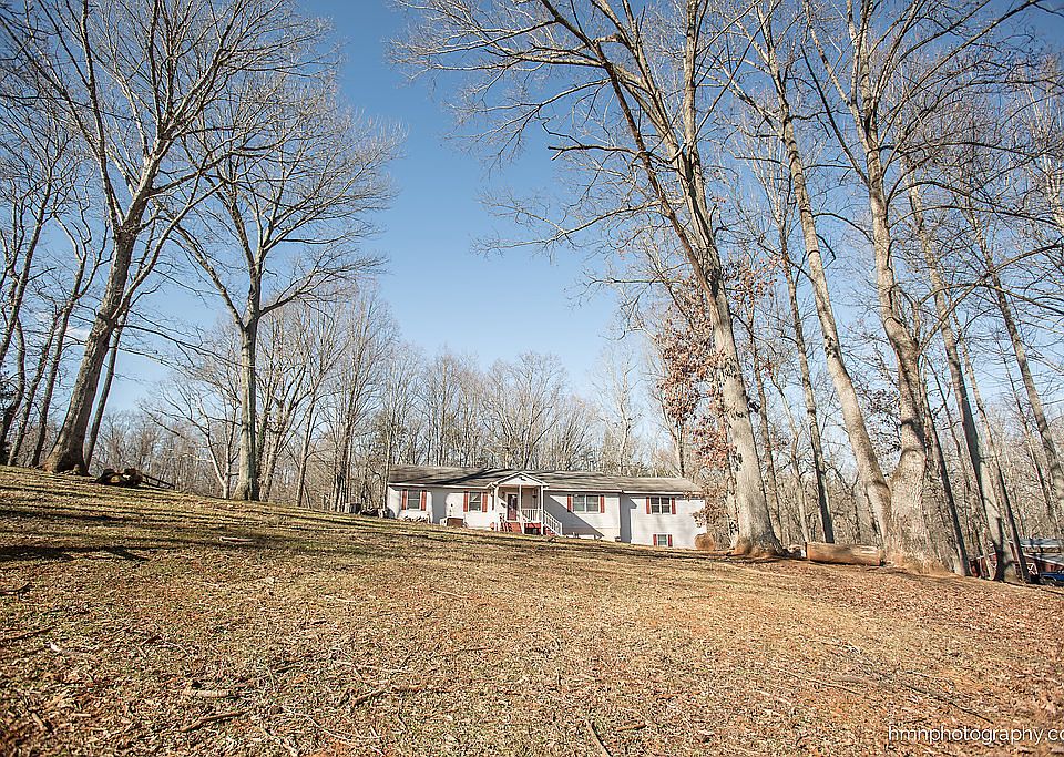 20653 Clover Hill Rd, Remington, VA 22734 | Zillow