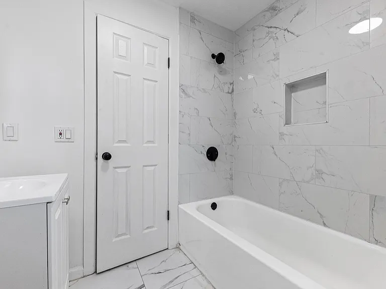 27182 Oriole Ave — Photo 7