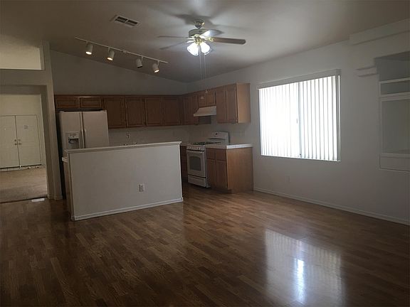 2nd image of 4366 Mammoth Creek Dr