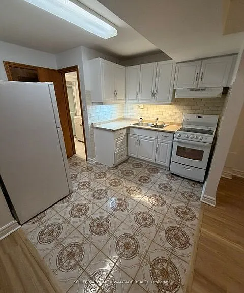 20 Bush Dr #LOWER — Photo 5
