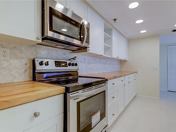 3rd image of 6372 Palma Del Mar Blvd S APT 707