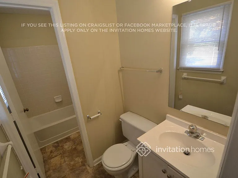 3518 Oxford Hill Ct — Photo 8