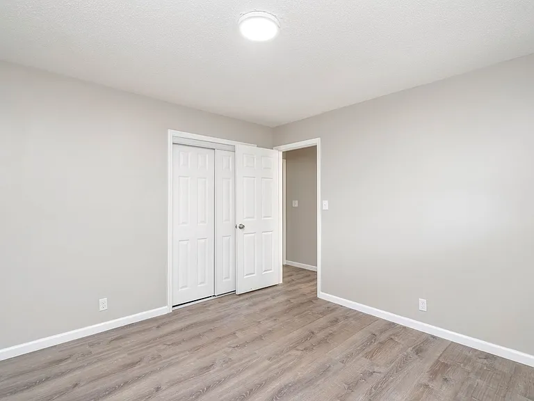 1518 Parkridge Dr #2 — Photo 15