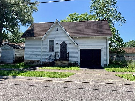 5th image of 2220 Saint Denis St