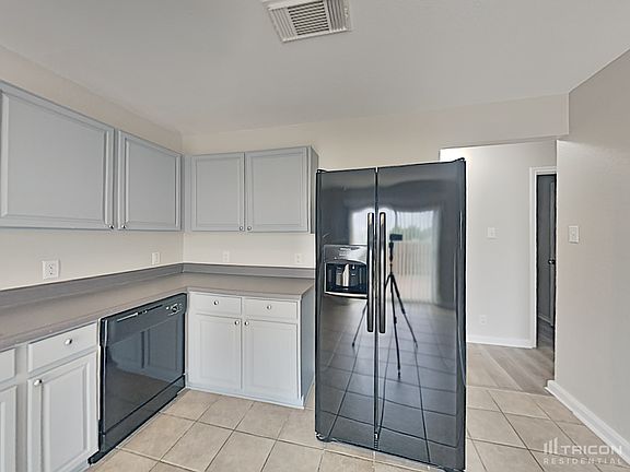 5th image of 3417 Sante Fe Trl
