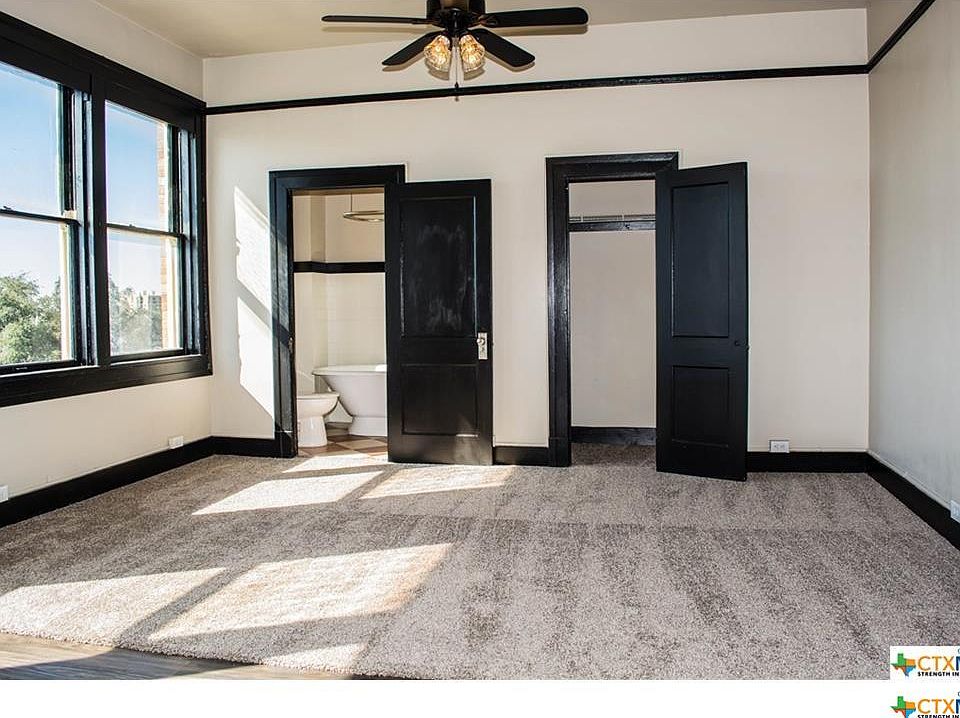 1st image of 301 N Austin St APT 2B