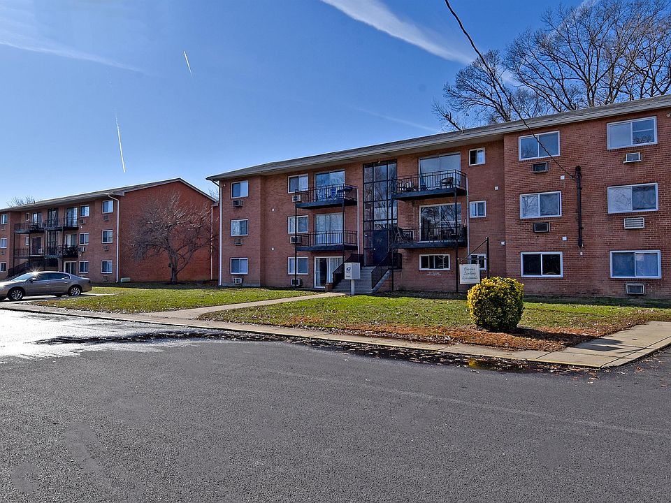 1st image of 206 Blair Rd APT 103