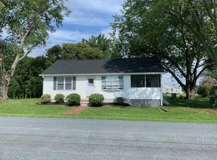 21962 Kelleys Park Rd, Rock Hall, MD 21661