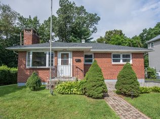 18 Hillside Ave, Dover, NJ 07801