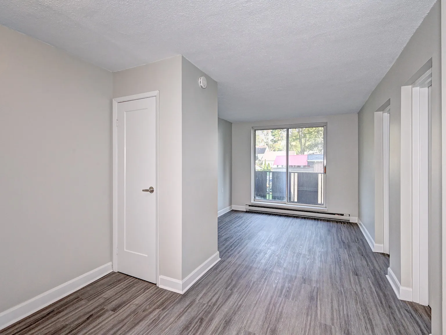 Egremont Street Apartments — Photo 4