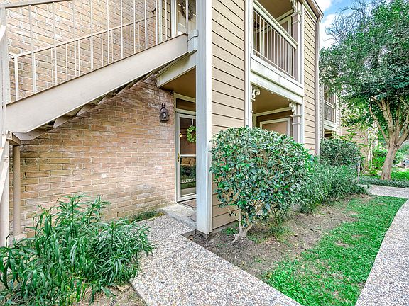 2nd image of 1880 White Oak Dr APT 173