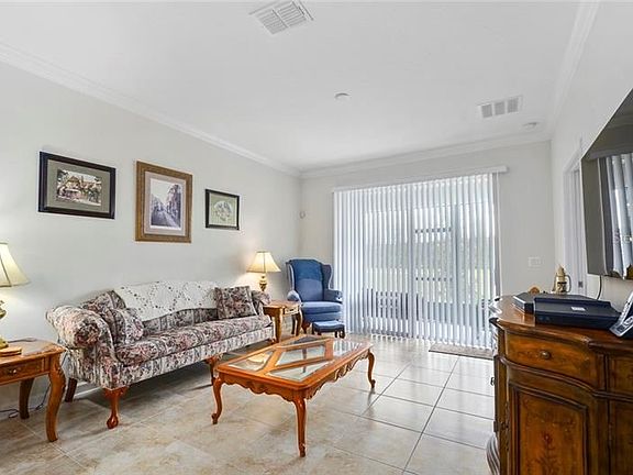 3rd image of 3550 Fairwaters Ct