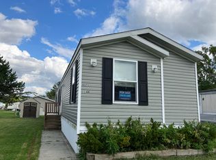 6023 W Maple St, Romulus, MI 48174