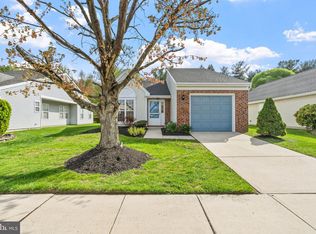 626 Cascade Dr S, Mount Laurel, NJ 08054
