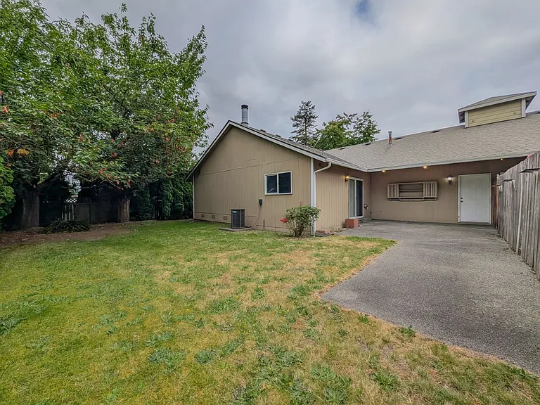 4724 74th Pl NE — Photo 14