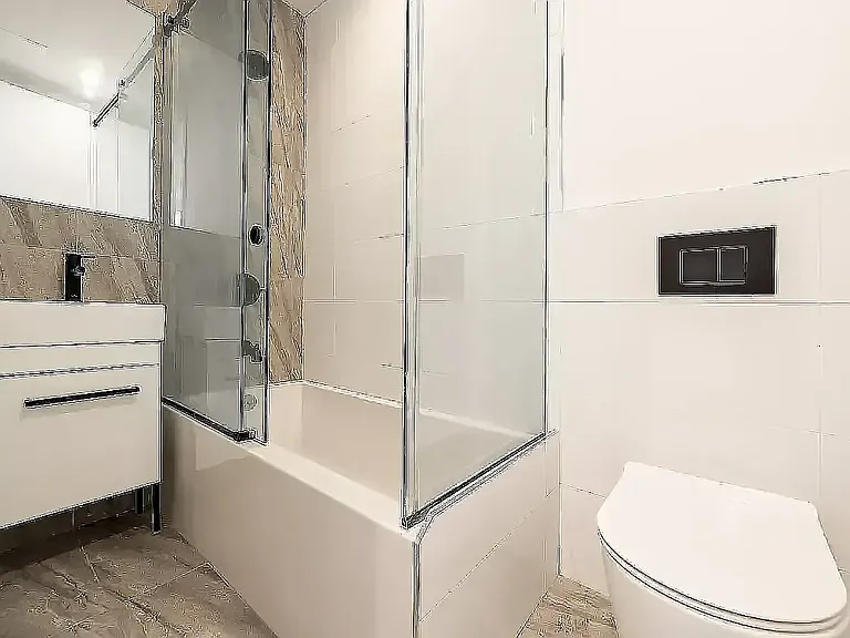 282 E 32nd St #4C — Photo 6
