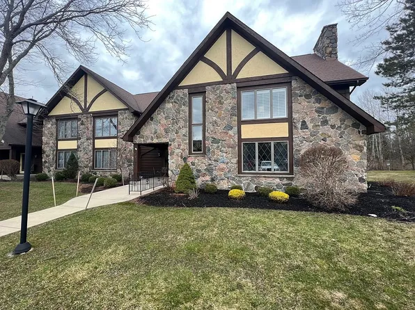 5291G Chestnut Ridge Rd, Orchard Park, NY 14127