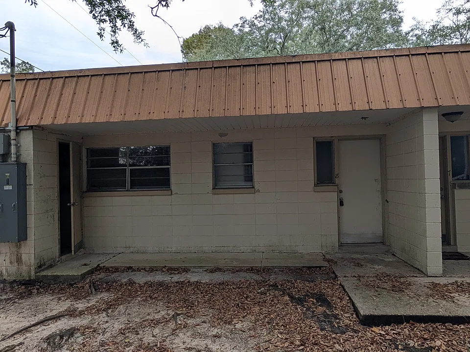 80 4th Ave #8