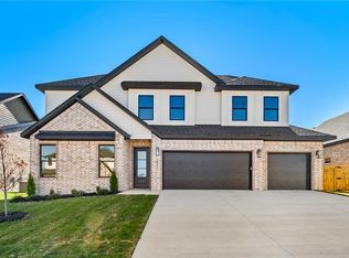 1821 Peacock Rd, Centerton, AR 72719