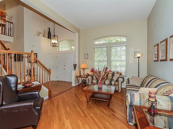 5th image of 250 Stickley Ln