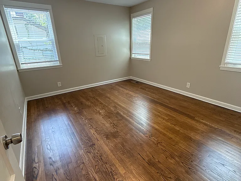 221 Elberta St — Photo 20