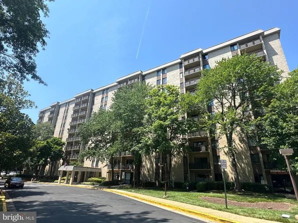 3100 S Manchester St APT 505, Falls Church, VA 22044