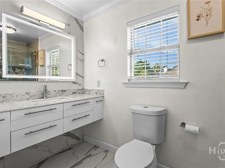 124 Hopeland Dr — Photo 18