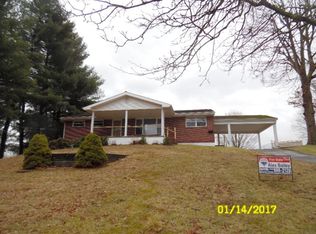 1007 Tip Top St, Princeton, WV 24740