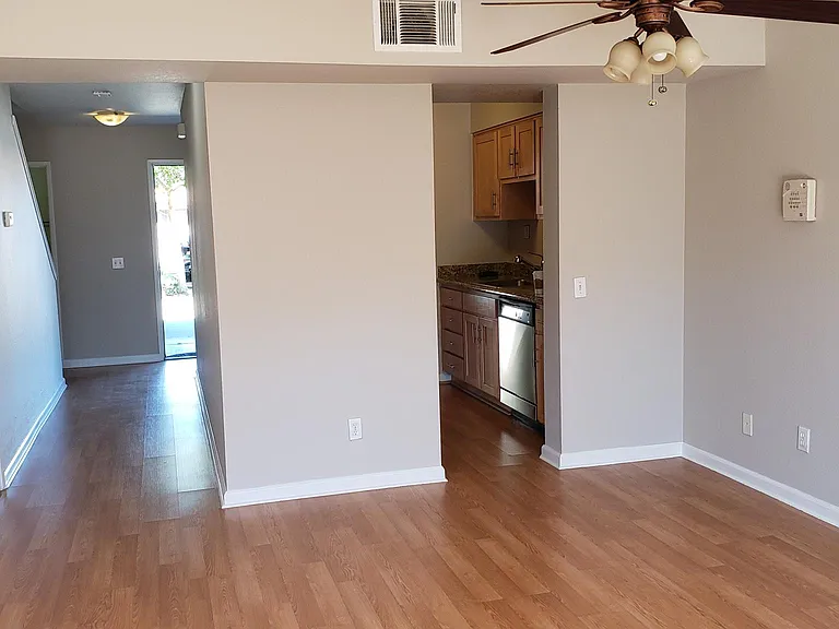 370 Tabor Ave — Photo 9