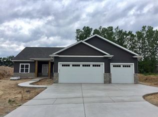 2497 Remington Rd, Green Bay, WI 54302