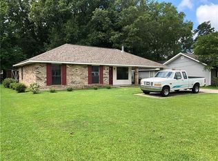 10236 Webb Rd, Hammond, LA 70403