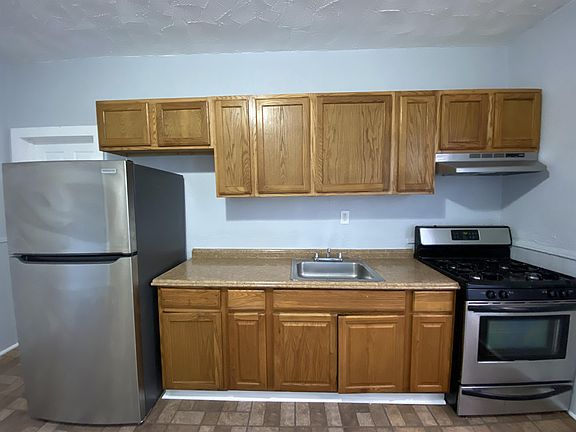 5th image of 1115 S 4th St #A