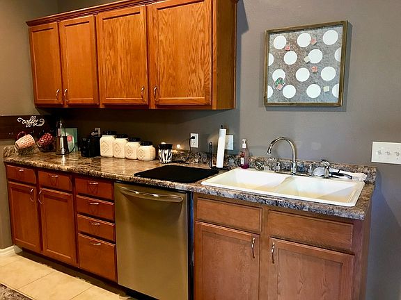 4th image of 7254 Manford Ln