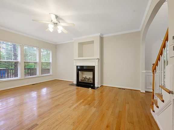 4th image of 508 Goldflower Dr