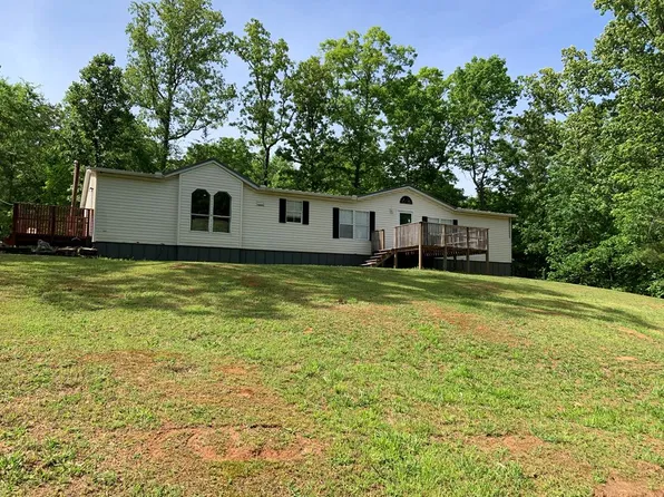 937 Vandiver Hollow Rd, Tuscumbia, AL 35674