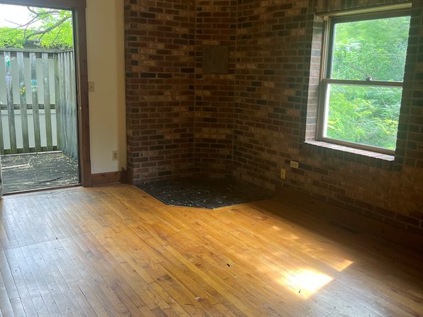 33 Kelver Ct APT 1