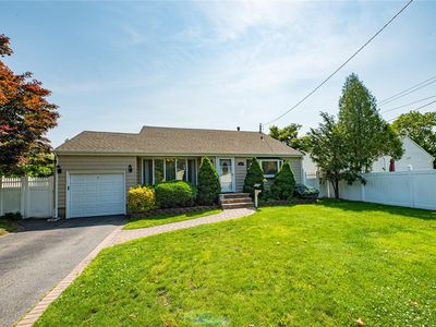 163 W 24th Street, Deer Park, NY, 11729