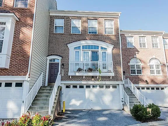 3903 Madison Park Ln — Photo 2