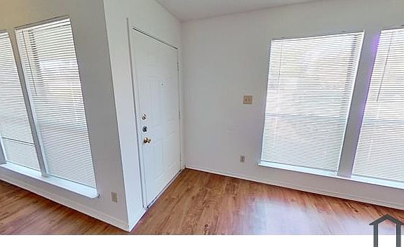 4th image of 151 Allencrest Dr Unit A
