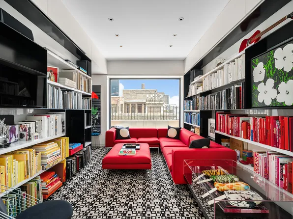 1 Sutton Place South image 9 of 25