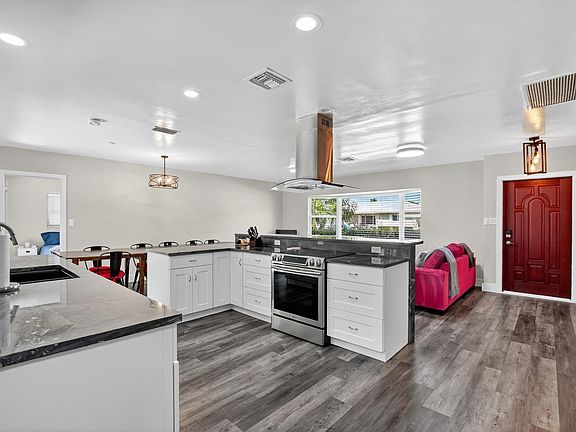 3rd image of 1650 NW 9th Street