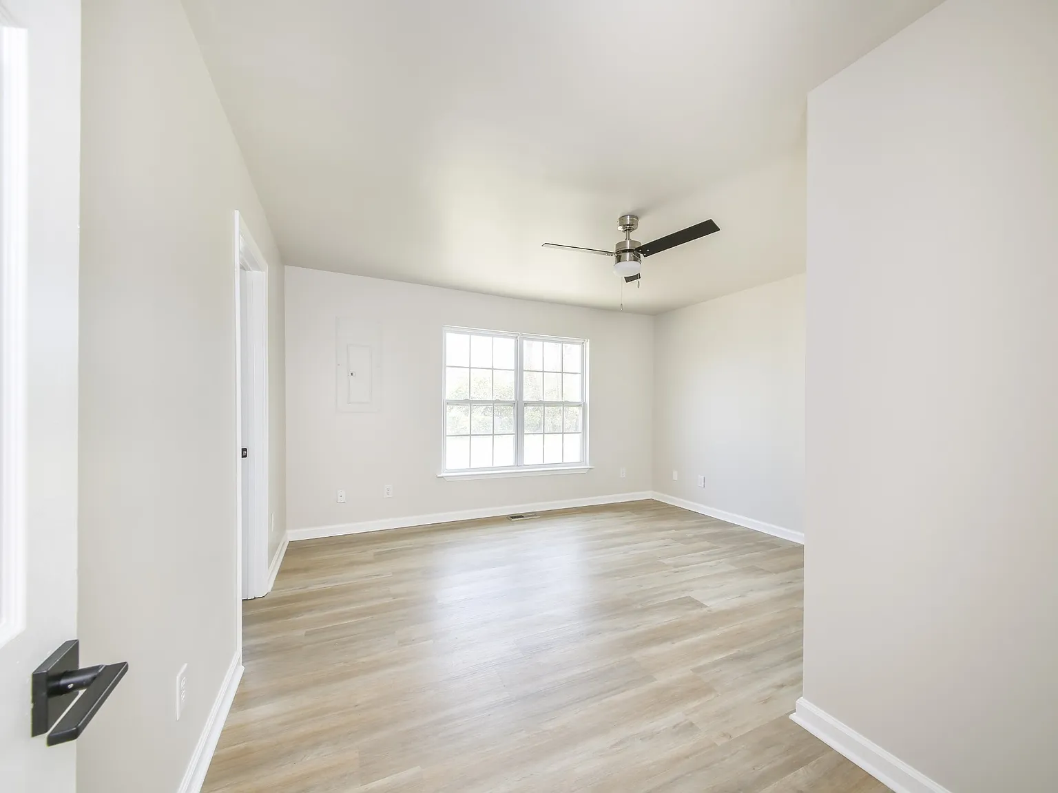3 bed, 1478 sqft, $2,250 — Photo 4