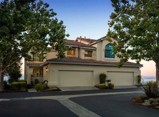 7 Clover Ln, San Carlos, CA 94070