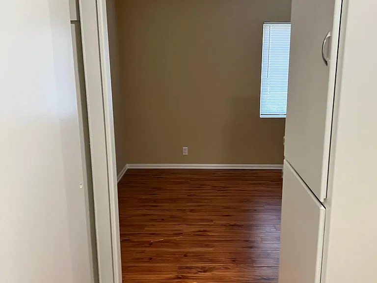 12 E Colorado Blvd #A — Photo 9