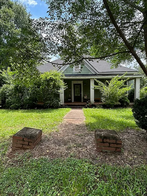 2 bed, 800 sqft, $1,500 — Photo 2